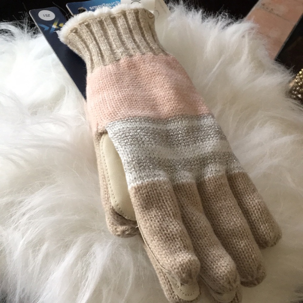 New women’s gloves